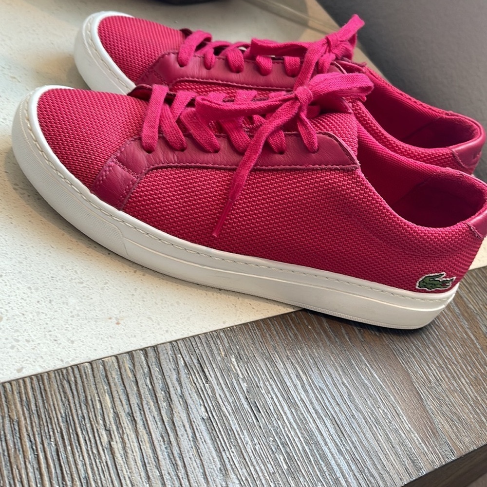 LACOSTE Tennis shoes! Size 6. Color Hot pink!